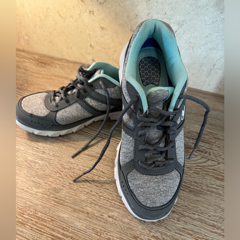 Dr Scholl’s sneaker